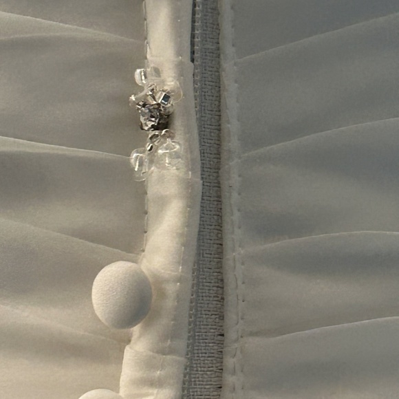 Allure Bridals Ruffled Sweetheart Gown US Size 6 - Picture 9 of 10